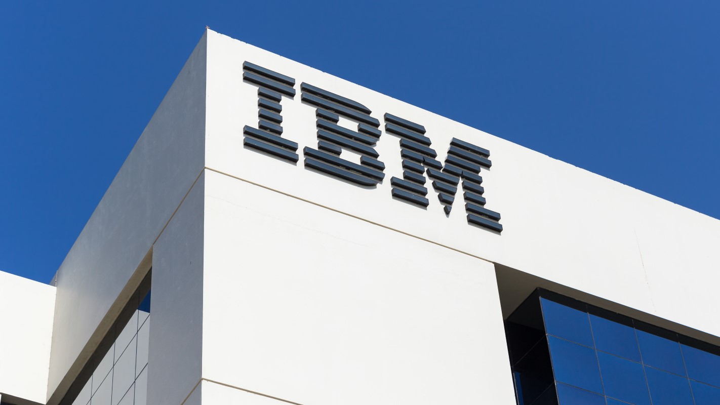 A IBM pretende definir o padrão do setor para a IA corporativa com o lançamento do Itbench SaaS