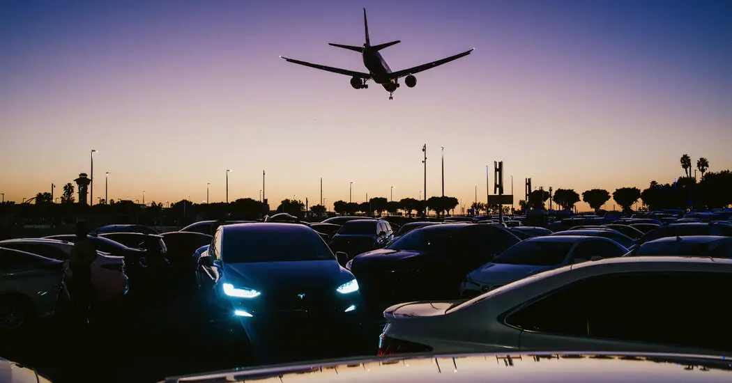 No LAX, os motoristas do Uber esperam. E espere. E espere.